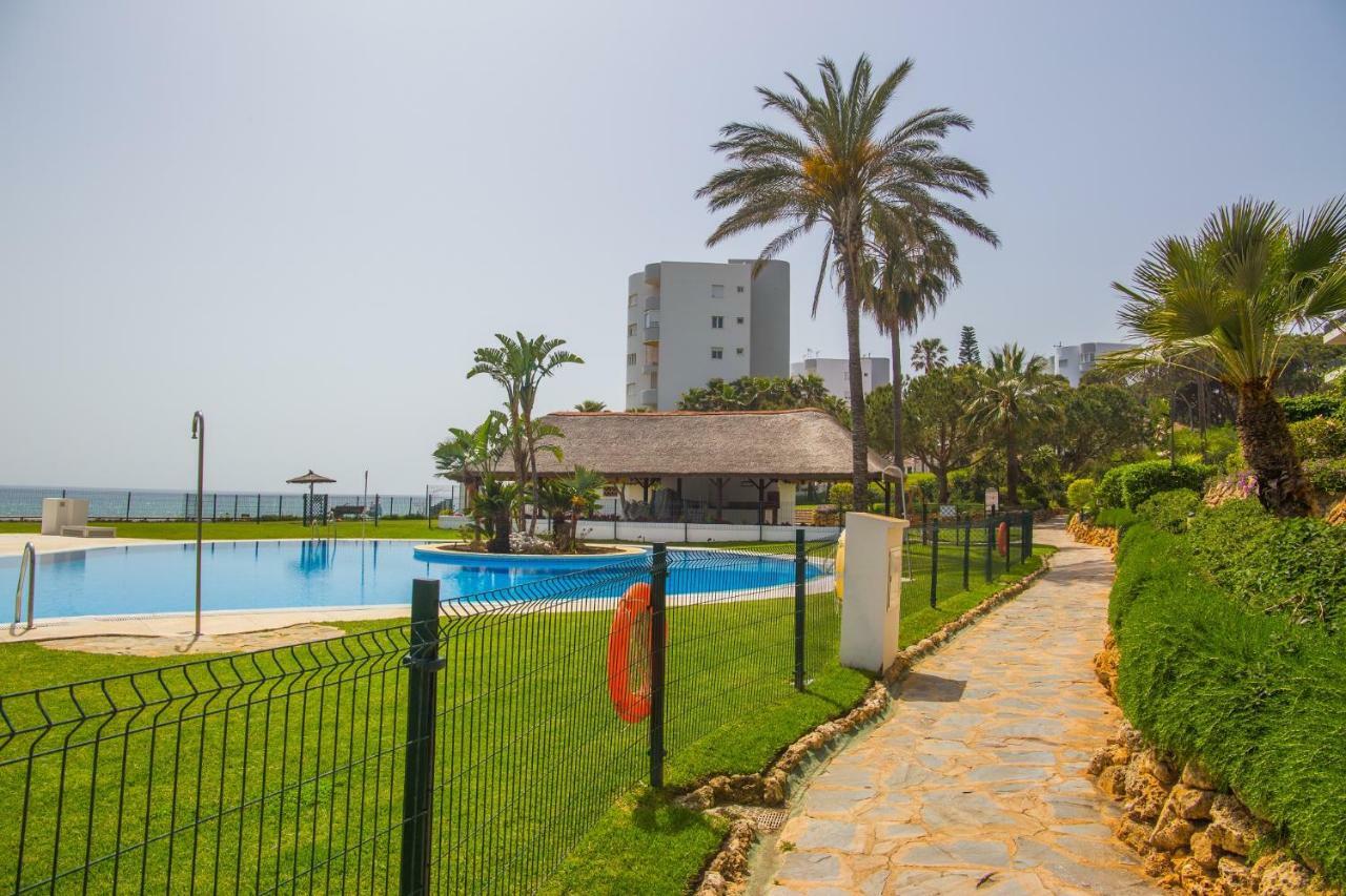 1Br Beachfront Complex - Mi Capricho Sitio de Calahonda Esterno foto